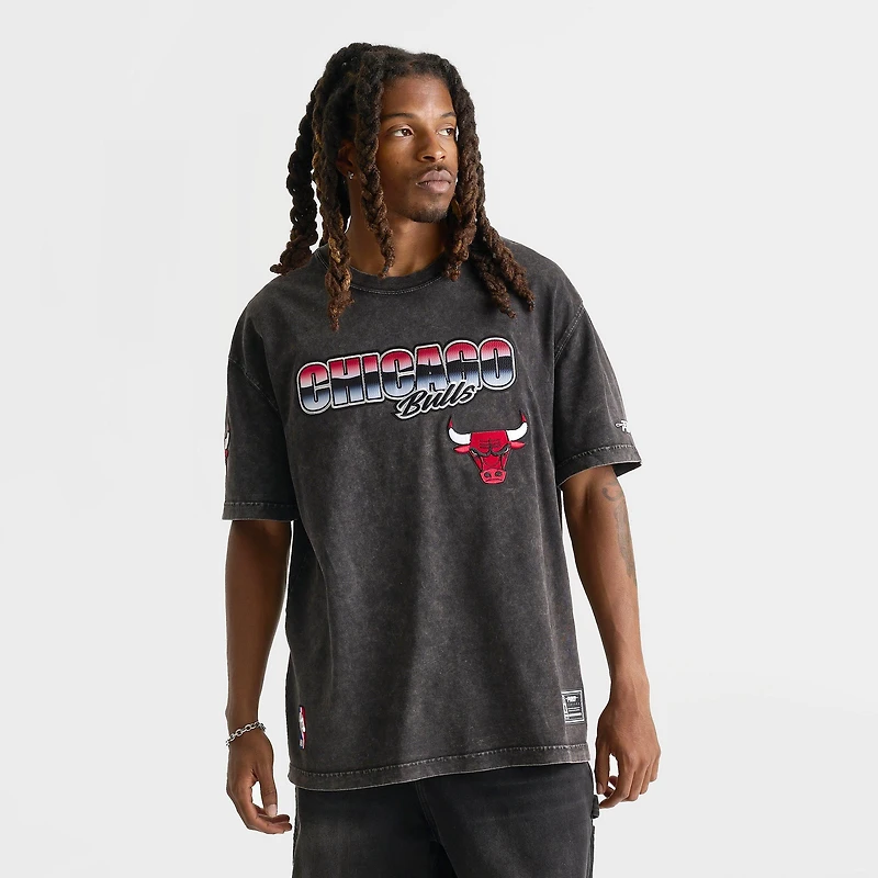 Men's Pro Standard Chicago Bulls NBA Chrome Graphic T-Shirt