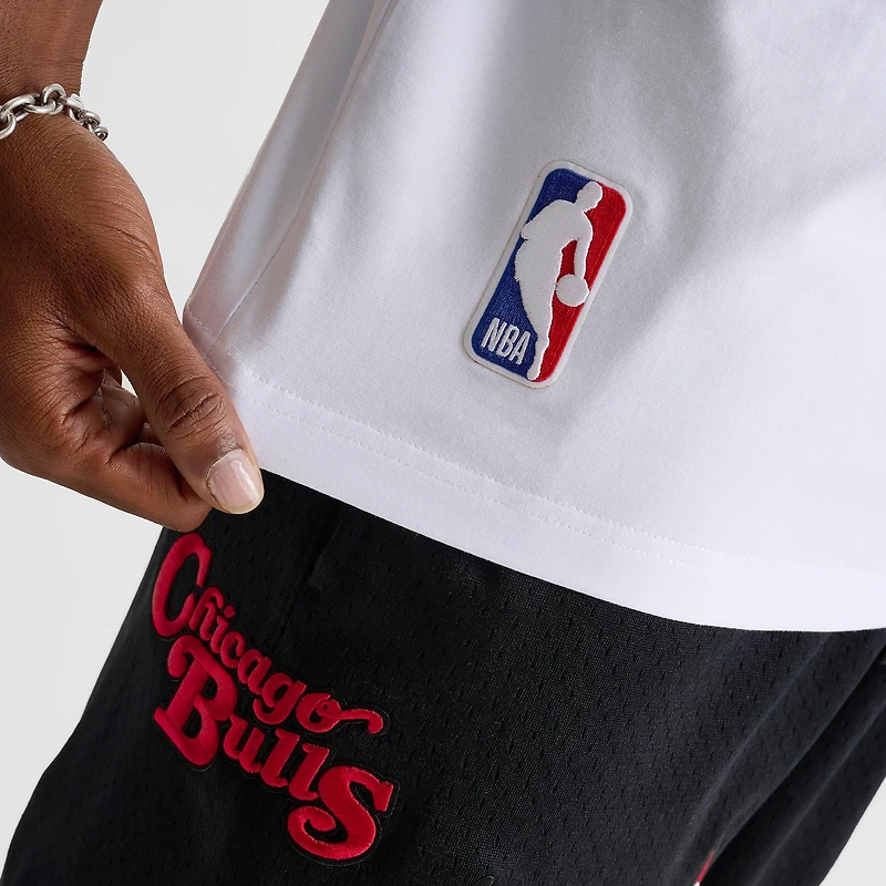 Men's Pro Standard Chicago Bulls NBA Souvenir T-Shirt