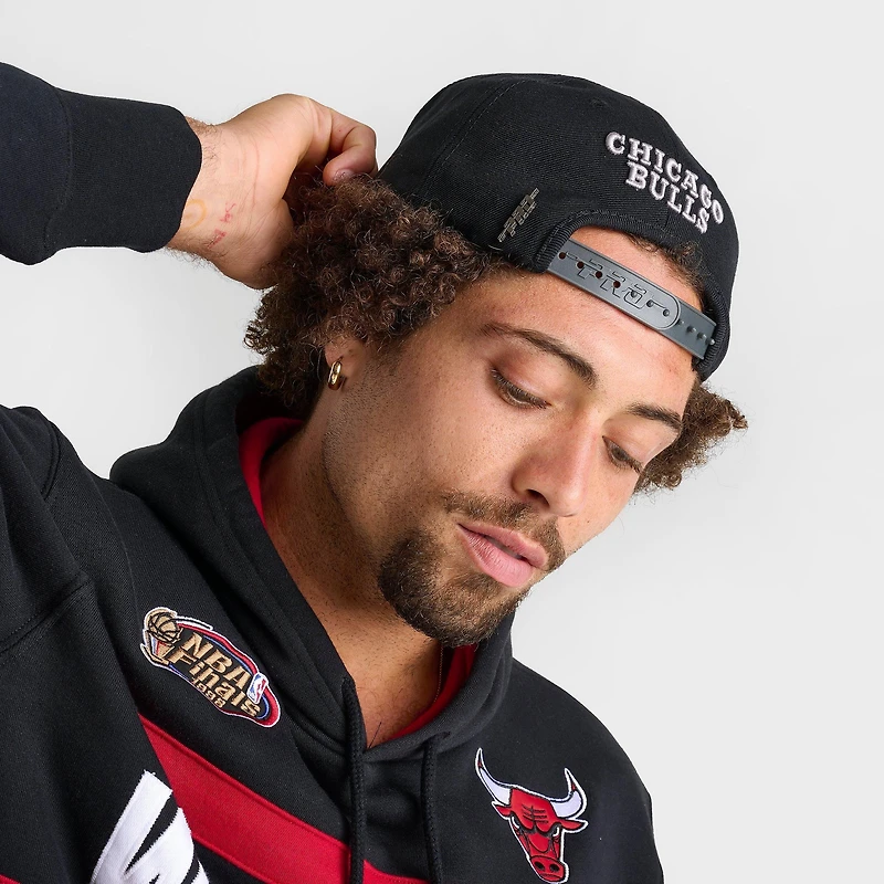 Pro Standard Chicago Bulls NBA Fright 2 Tone Snapback Hat
