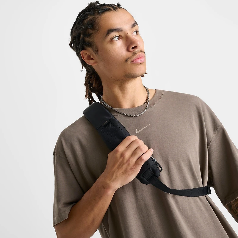 Nike Sportswear Essentials Sling Bag (8L)