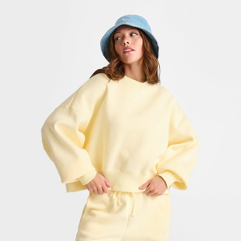 Womens Nike Sportswear Phoenix Fleece Oversized Crewneck Sweatshirt