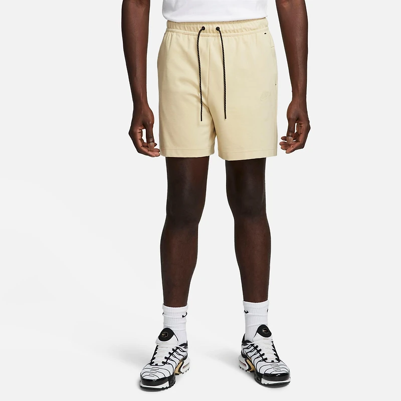 Men's Nike Sportswear Tech Fleece Lightweight 6" Shorts