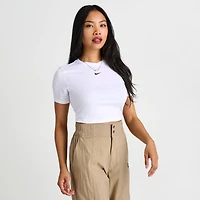 Women's Nike Sportswear Essential Slim-Fit Crop T-Shirt