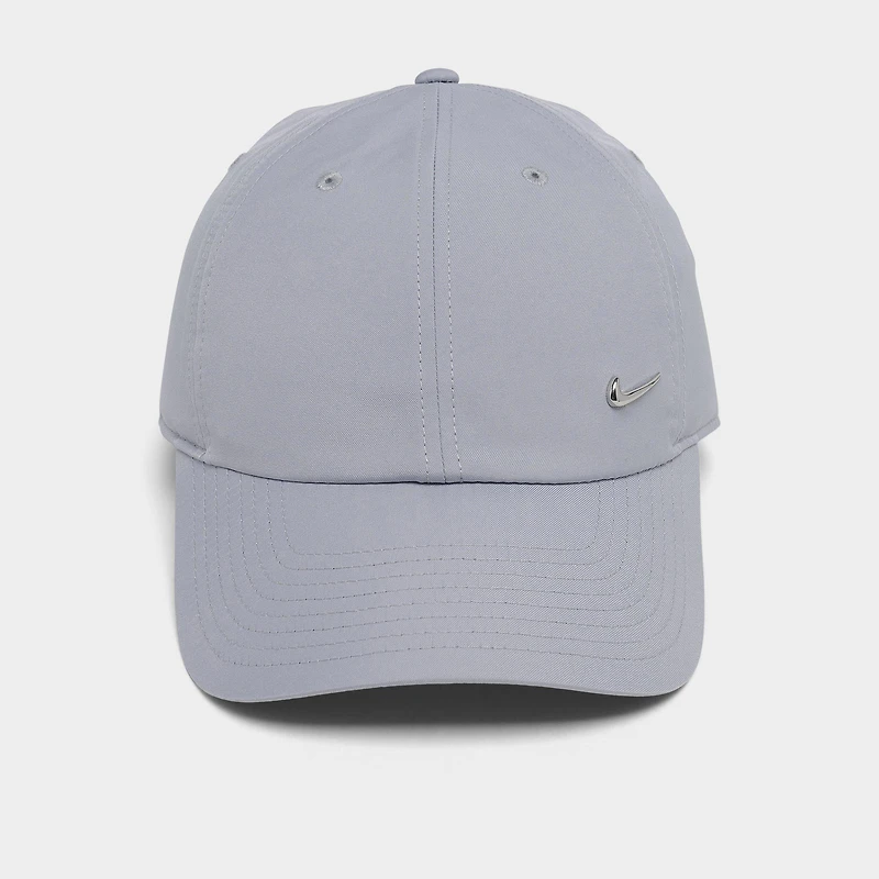 Nike Dri-FIT Club Unstructured Metal Swoosh Strapback Hat