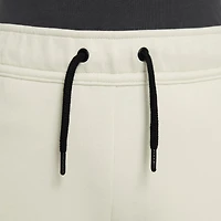 Boys' Big Kids' Nike Tech Fleece Shorts