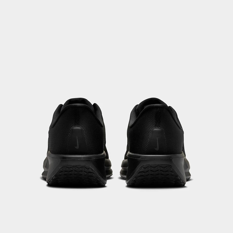 NIKE QUEST 6