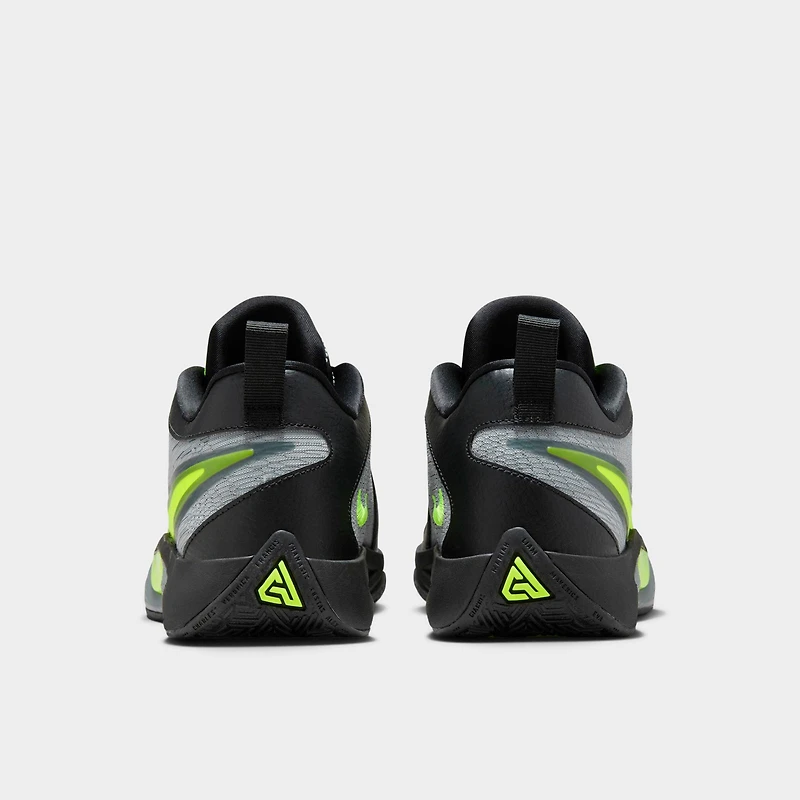 Big Kids' Nike Giannis Freak 6 Basketball Shoes