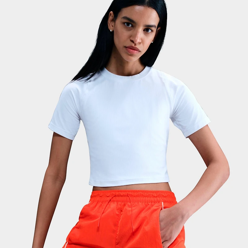 Women's Nike Windrunner Mid-Rise 2" Woven Shorts