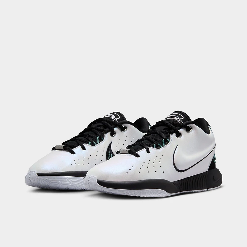 Big Kids' Nike LeBron 21 Basketball Shoes