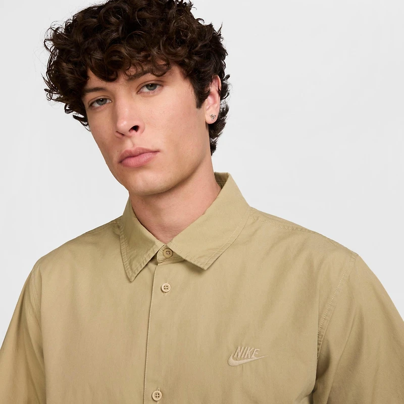 Men's Nike Club Short-Sleeve Button-Down Shirt