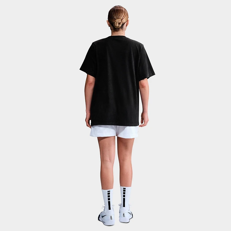 Women's Nike Oversized Basketball Graphic T-Shirt