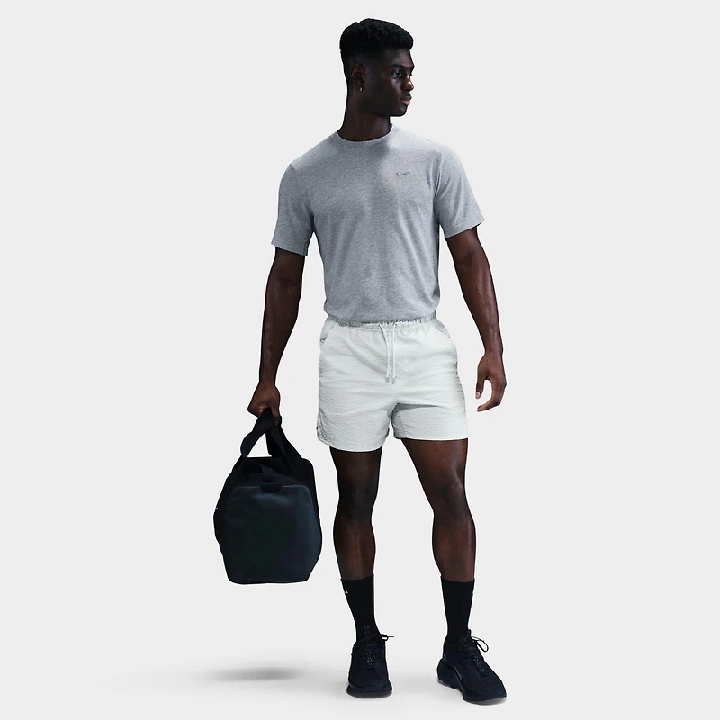 Men's Nike Unlimited Dri-FIT 5" Unlined Seersucker Versatile Shorts