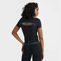 Women's Nike One Dri-FIT Short-Sleeve Fitted T-Shirt