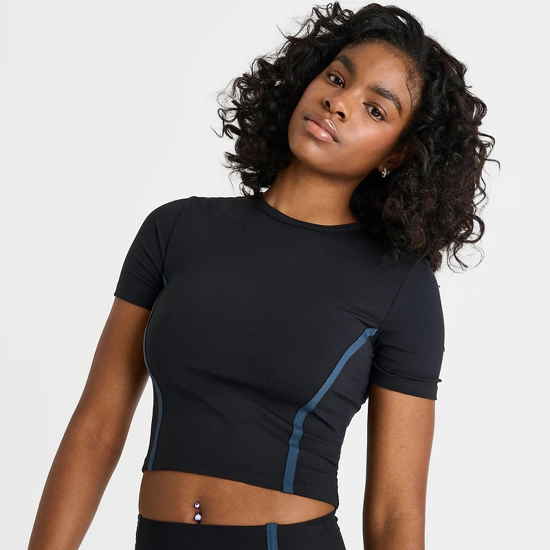 Women's Nike One Dri-FIT Short-Sleeve Fitted T-Shirt