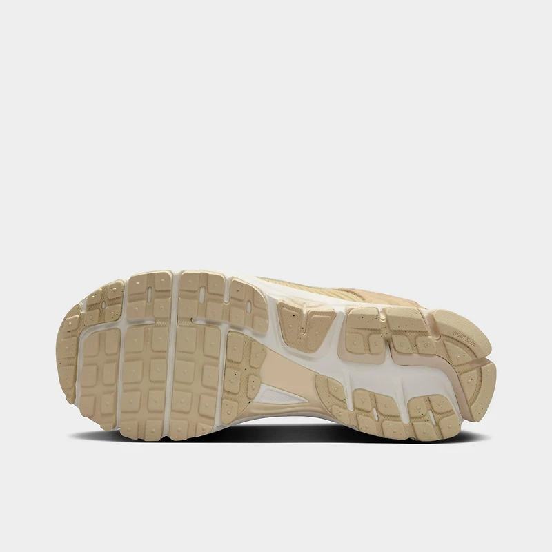 Women's Nike Zoom Vomero 5 Suede Casual Shoes