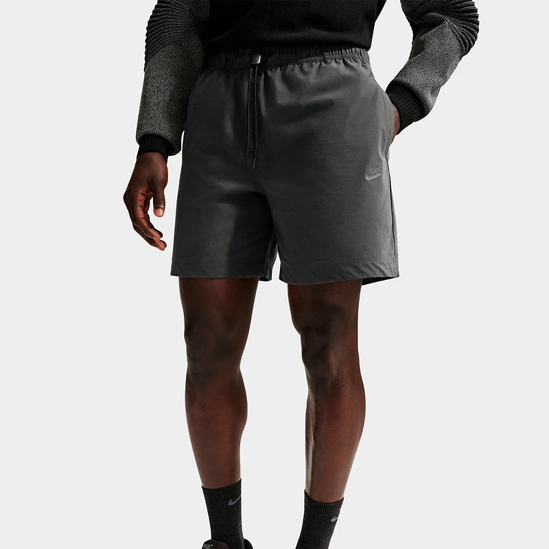 Men's Nike Tech 6" Woven Shorts