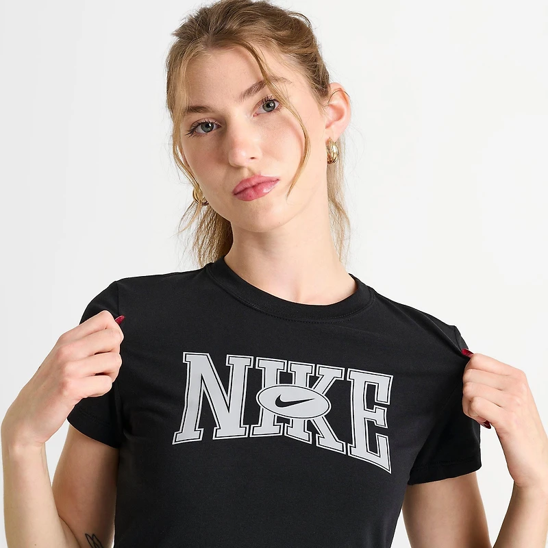 Women's Nike Sportswear Slim Cropped T-Shirt