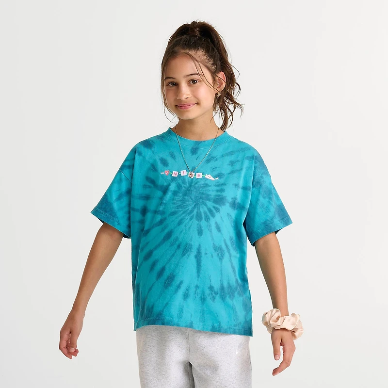 Girls' Big Kids' Nike Sportswear Tie-Dye Bracelet Graphic T-Shirt