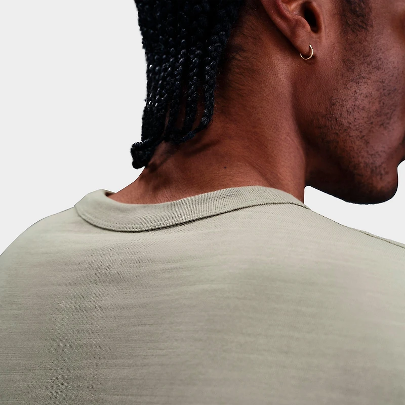 Men's Nike Sportswear Premium Essentials Script T-Shirt