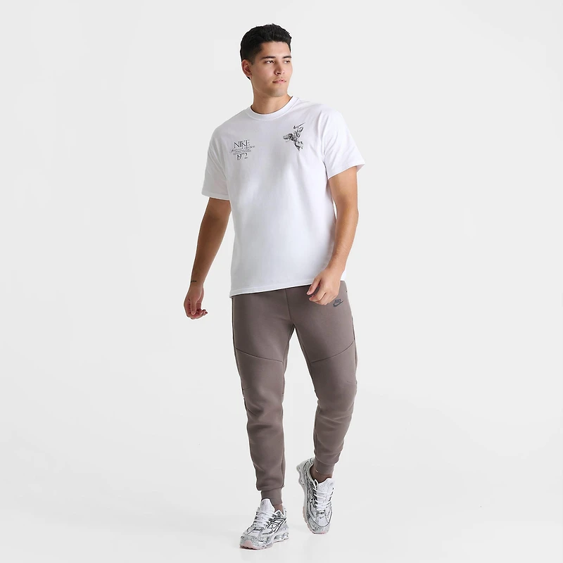 Men's Nike Sportswear Wings of Victory T-Shirt