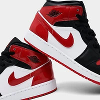 Air Jordan Retro 1 Low SE Casual Shoes