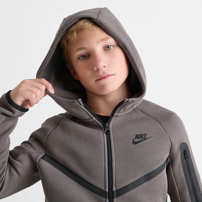 Boys' Big Kids' Nike Sportswear Tech Fleece Full-Zip Hoodie
