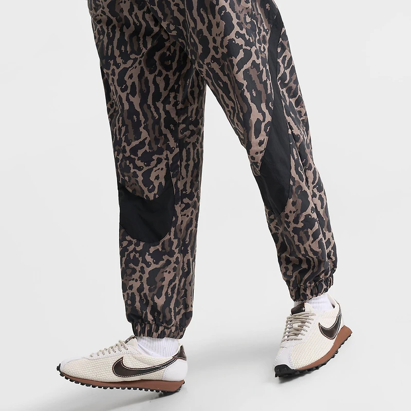 Women's Nike Sportswear Woven Printed Jogger Pants