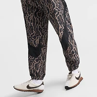 Women's Nike Sportswear Woven Printed Jogger Pants