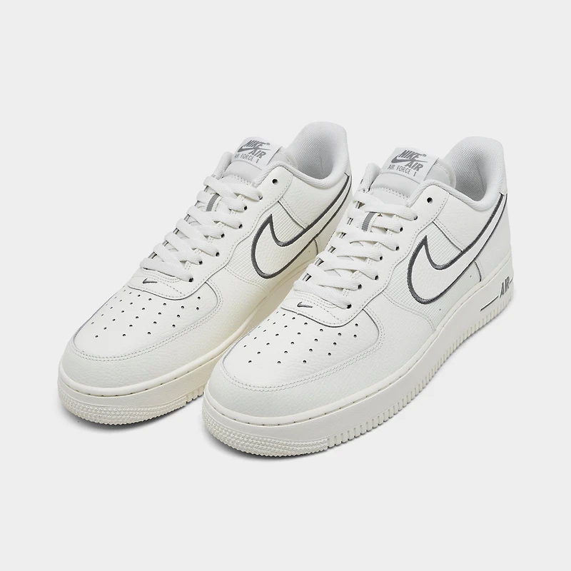 Men's Nike Air Force 1 '07 SE Casual Shoes