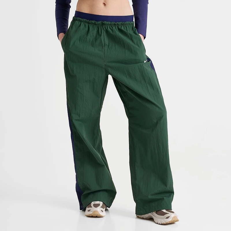 Women's Nike Sportswear Loose High-Waisted Street Parachute Pants