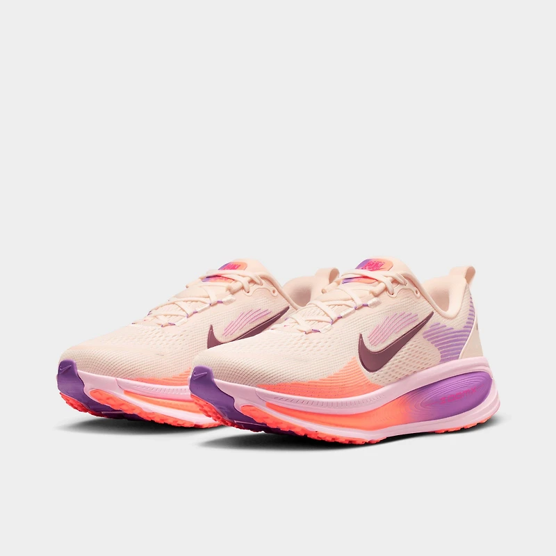 Women's Nike Vomero 18 Running Shoes (Extra Wide Width)