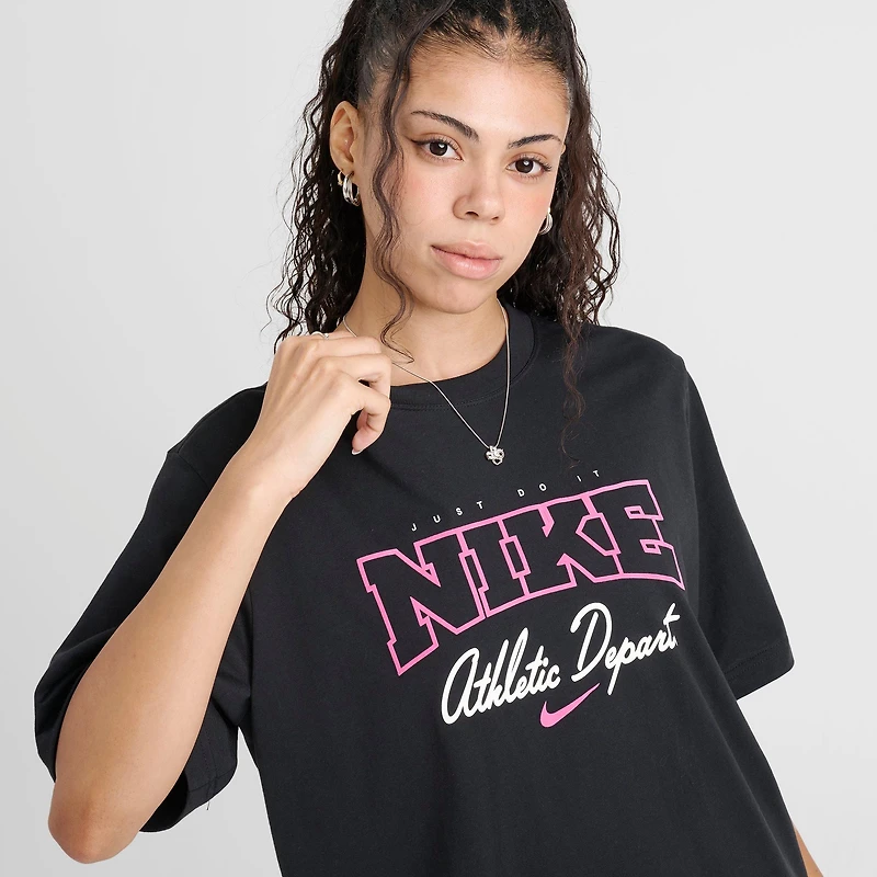 Women's Nike Dept Loose Short-Sleeve Graphic T-Shirt