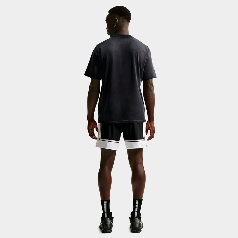 Men's Nike Standard Issue 6" Basketball Shorts