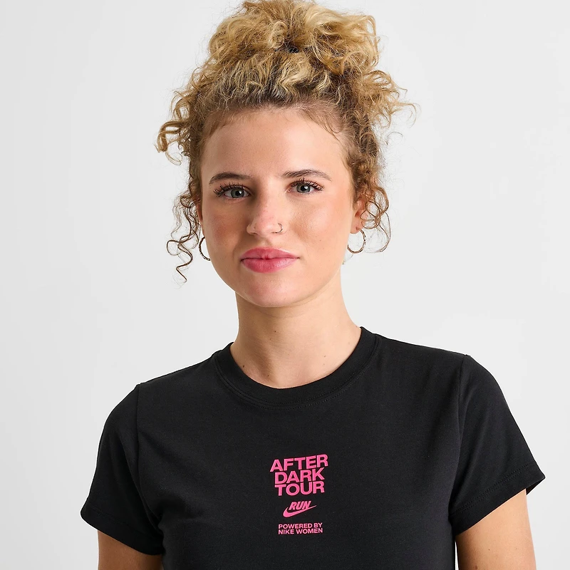 Women's Nike After Dark Tour Race Series Slim Short-Sleeve Cropped T-Shirt