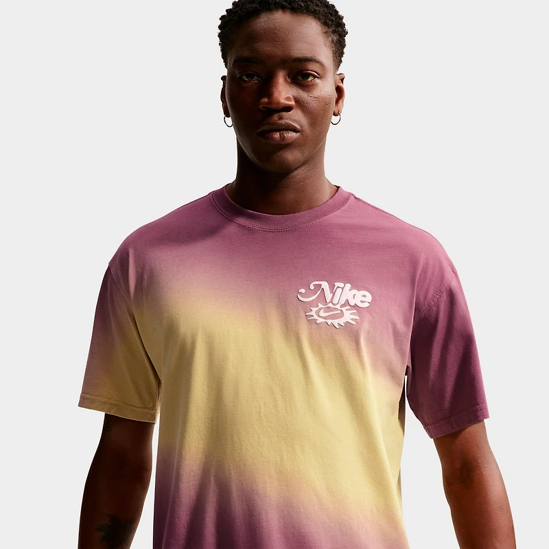 Men's Nike Sportswear Radiate The Sole T-Shirt
