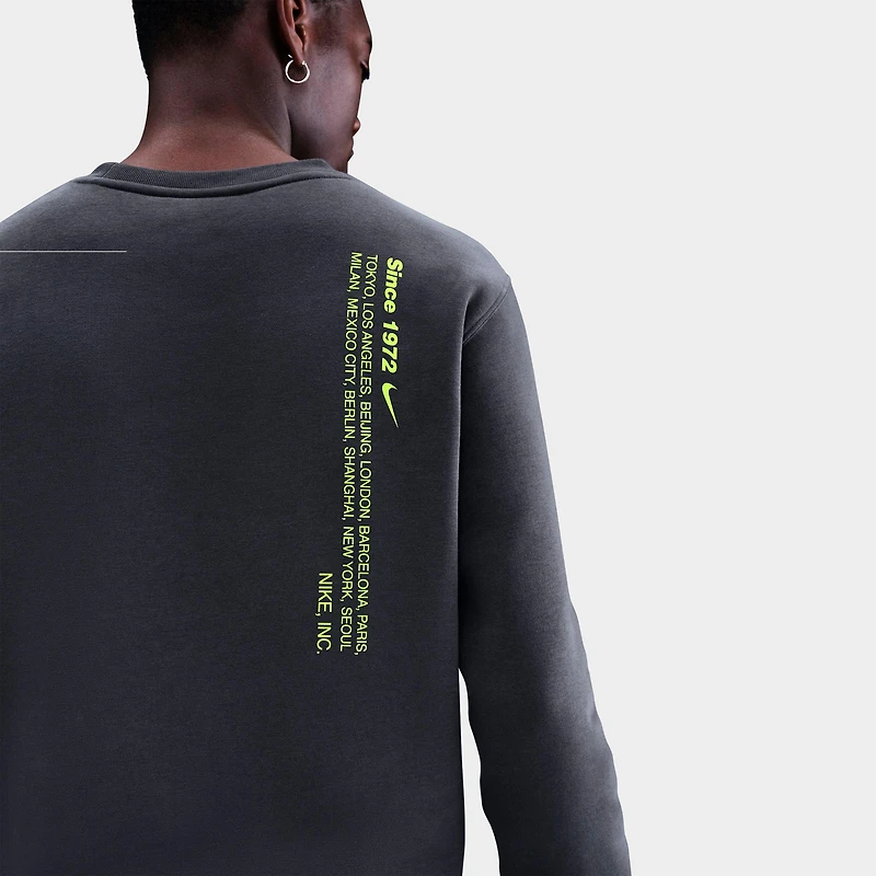 Men's Nike Sportswear Club International Crewneck Sweatshirt
