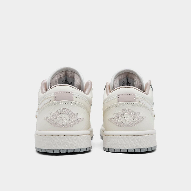 Women's Air Jordan 1 Low SE Casual Shoes