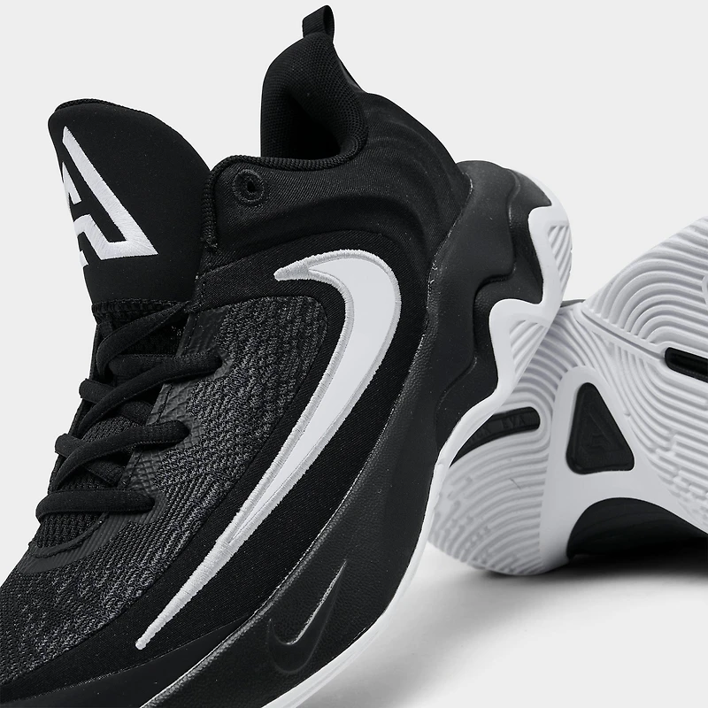 Big Kids’ Nike Giannis Immortality 4 Basketball Shoes