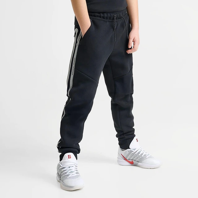 Big Kids' Nike Sportswear Tech Fleece Reflective Jogger Pants
