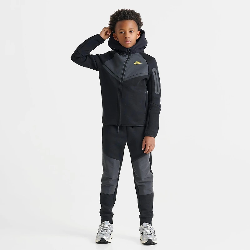 Boys' Big Kids' Nike Sportswear Tech Fleece Full-Zip Hoodie