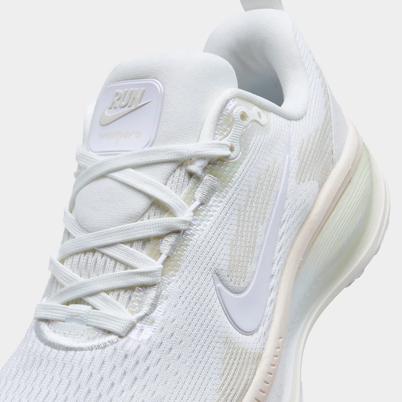 Women's Nike Vomero 18 Running Shoes