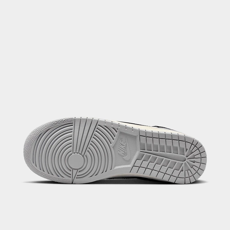 Women's Air Jordan Skyline Low Casual Shoes