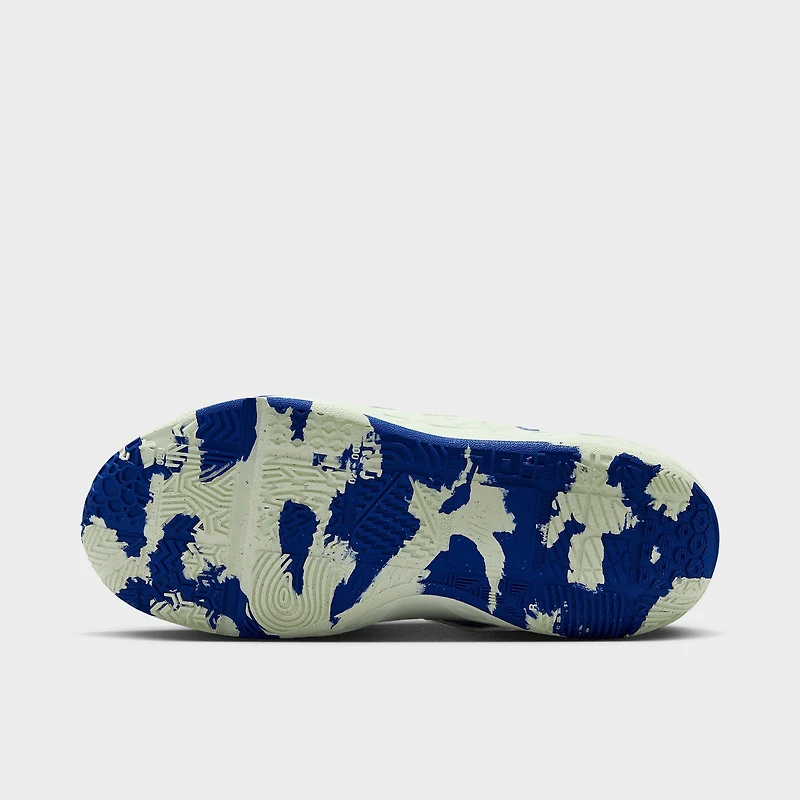 Big Kids' Nike Team Hustle D 12 Basketball Shoes