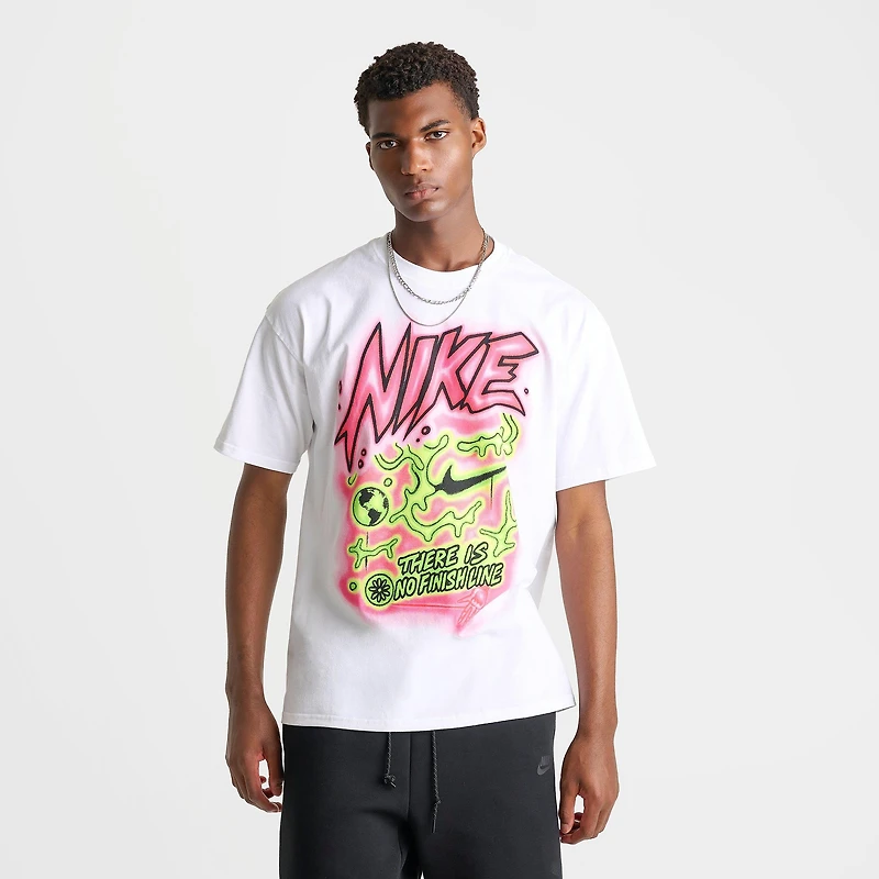 Men's Nike Sportswear No Finish Line Airbrush Graphic T-Shirt