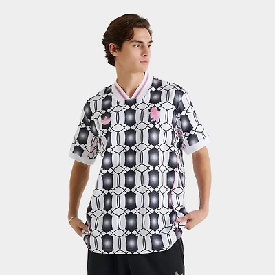 Men's adidas Juventus LFSTLR Soccer Jersey