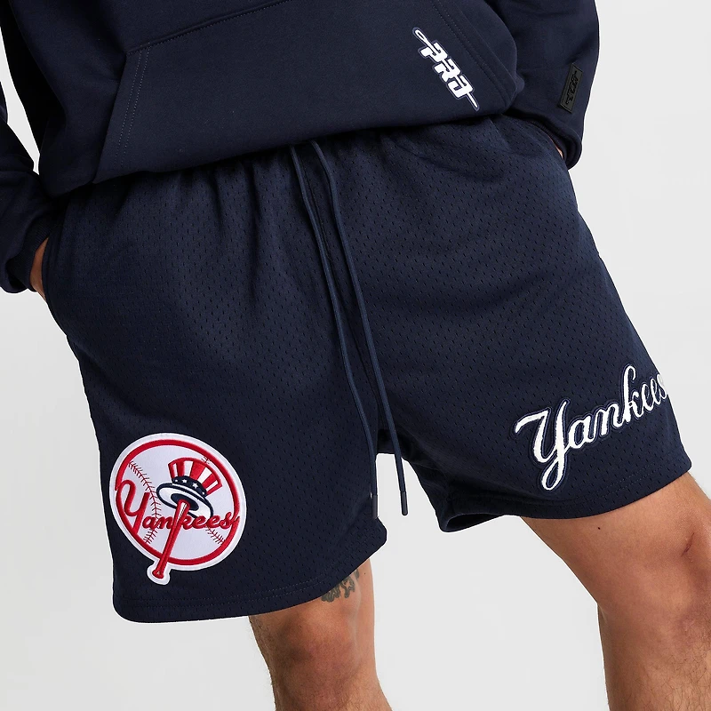 Men's Pro Standard New York Yankees MLB Souvenir Mesh Shorts