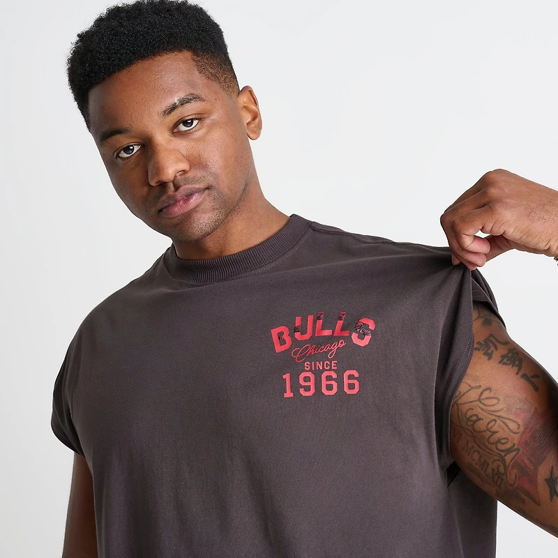 Men's Mitchell & Ness Chicago Bulls NBA Staggered Zap Cut-Off Top