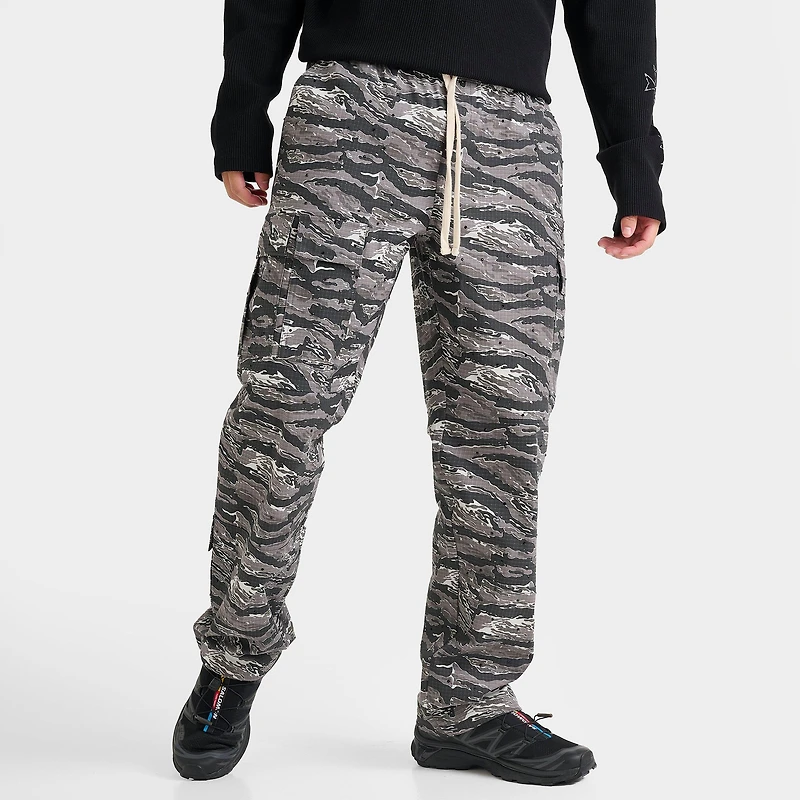 Men's Supply & Demand Sparked Camo Cargo Pants