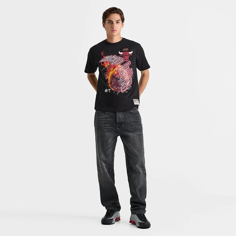 Men's Mitchell & Ness Chicago Bulls NBA Blaze T-Shirt