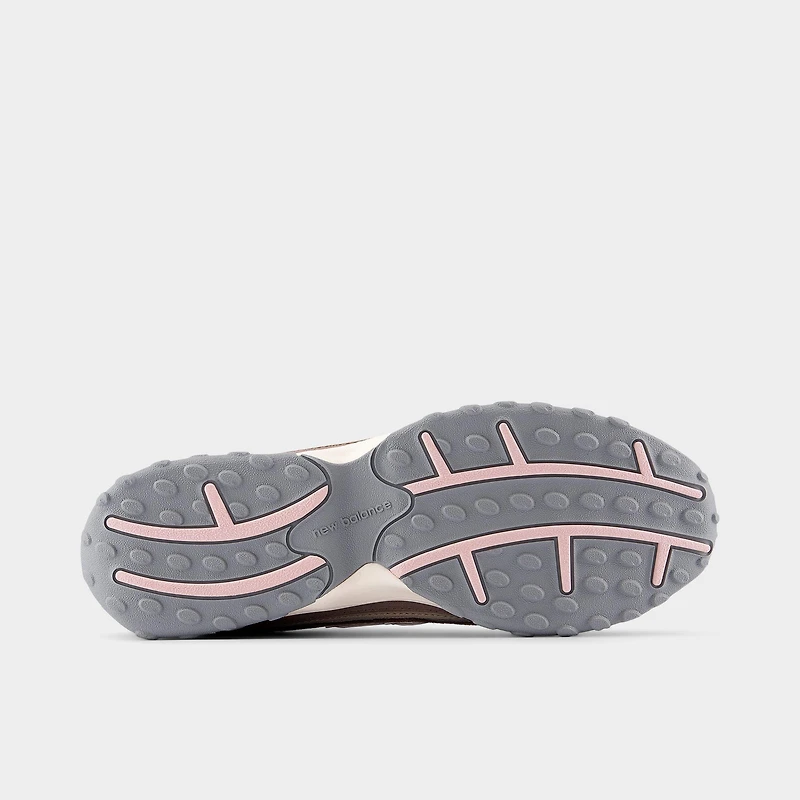 Women's New Balance 204L Casual Shoes